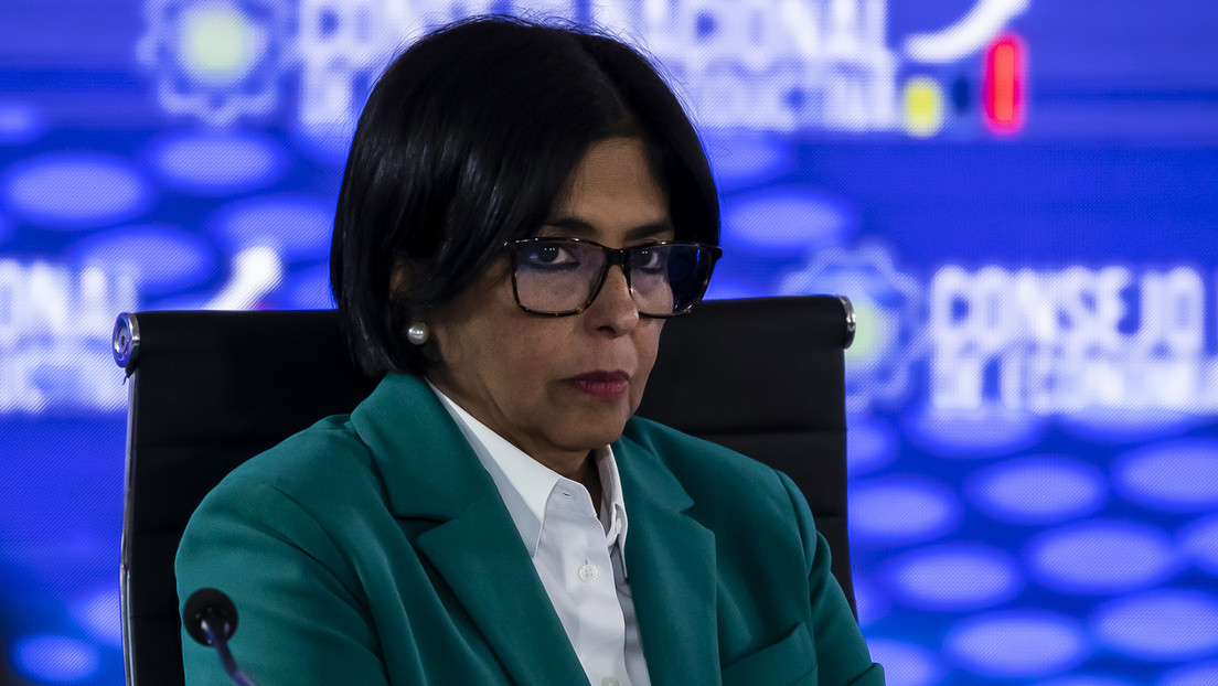 Vicepresidenta venezolana publica la millonaria deuda de República Dominicana con su país