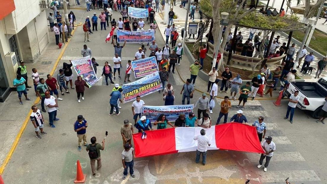 Gremios realizan segundo día de paro en Perú