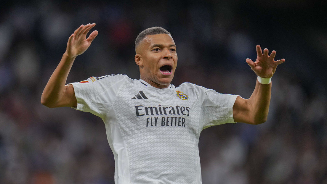 Mbappé ya no es el futbolista más caro del mundo