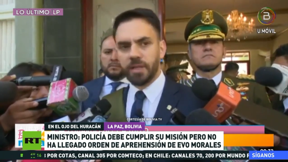 Ministro boliviano: La Policía debe cumplir su misión, pero no ha llegado orden de aprehensión de Evo Morales