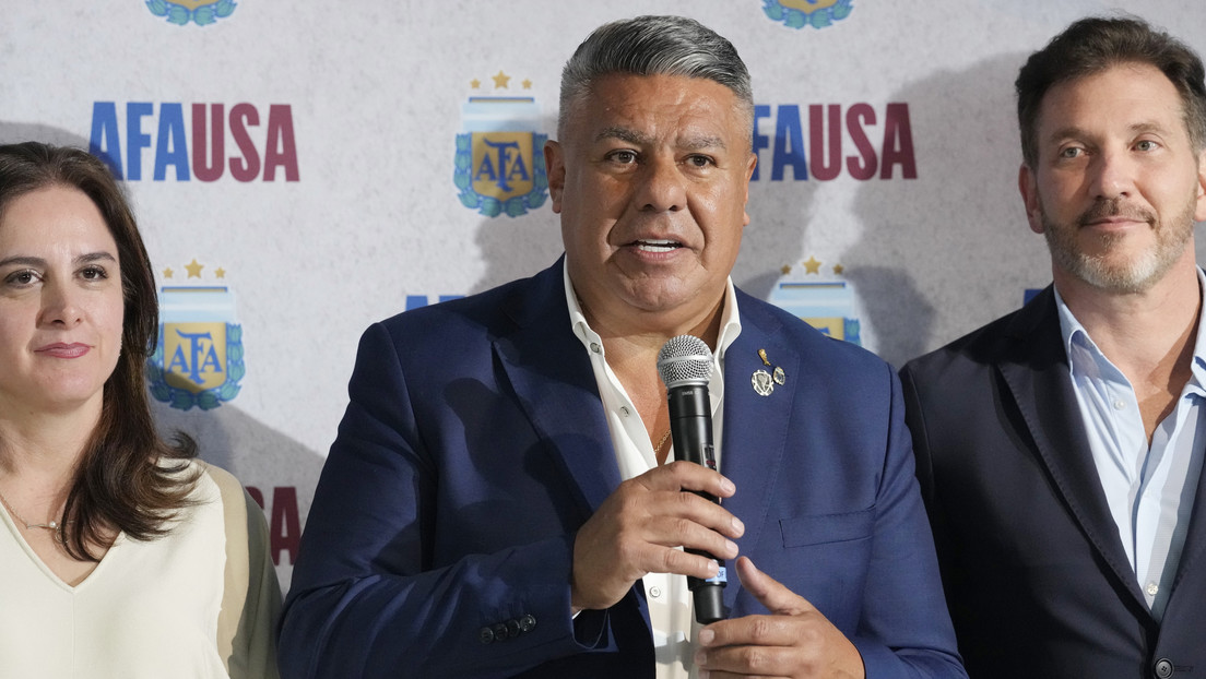 El conflicto entre el Gobierno de Milei y el presidente de la Asociación de Fútbol Argentino