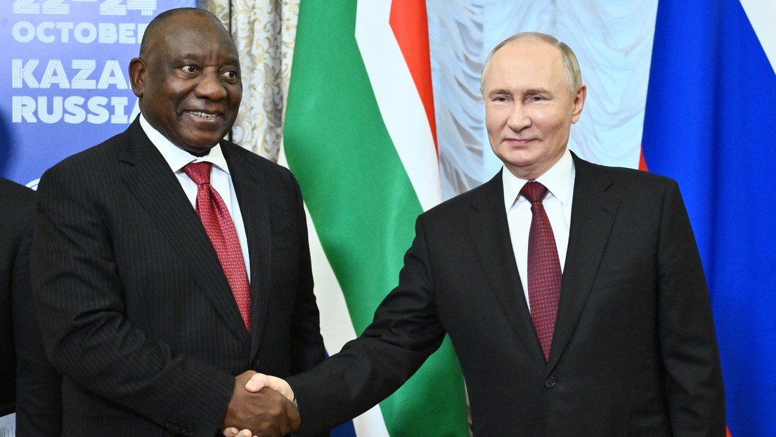 Putin recibe a su homólogo de Sudáfrica en Kazán