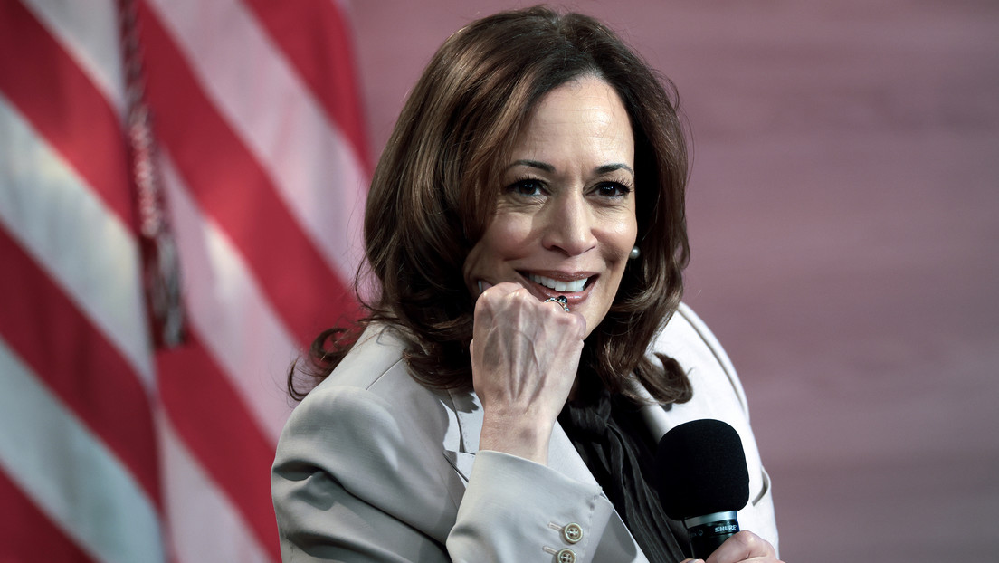 Trump demanda a la cadena CBS por "interferencia electoral" tras entrevista a Kamala Harris