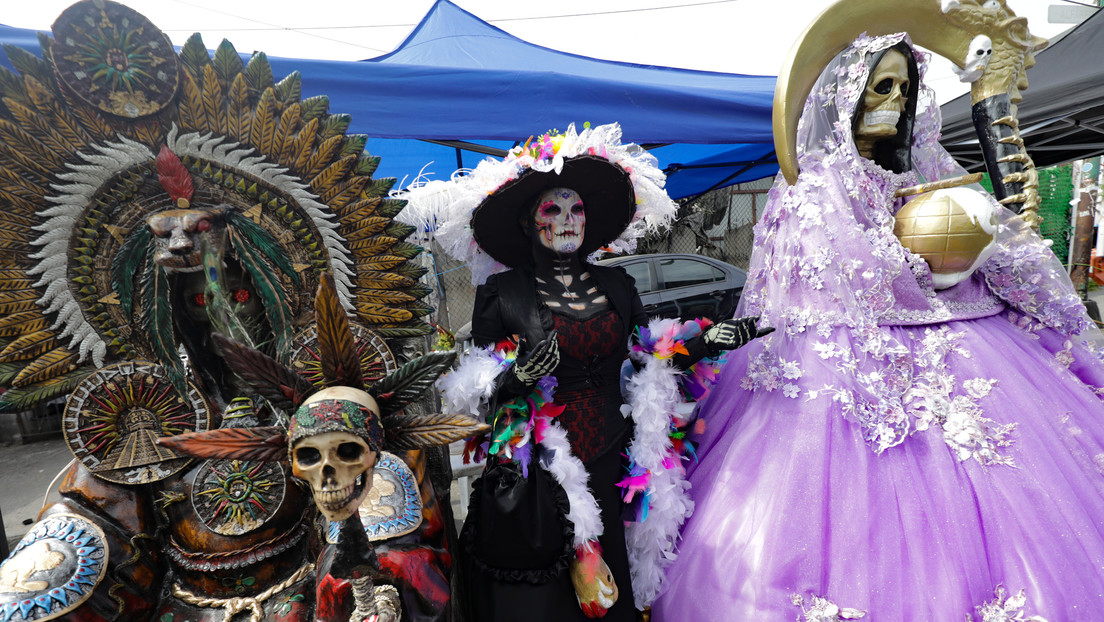 Frente a un mural de la Santa Muerte asesinan a una líder de este popular culto mexicano