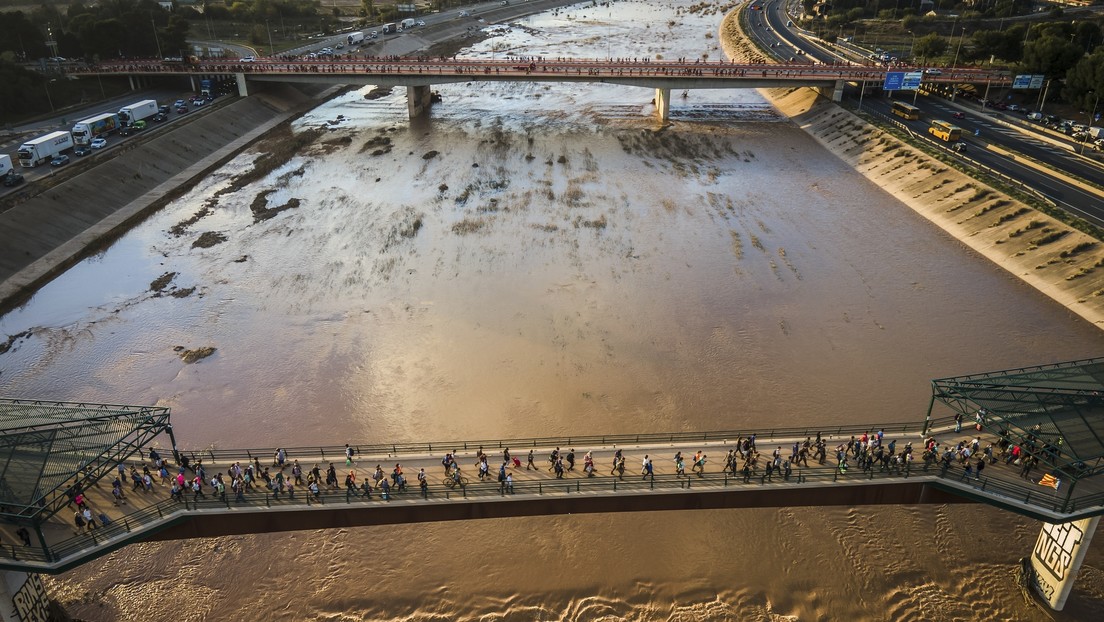 Río de solidaridad con Valencia: la ciudadanía se vuelca para ayudar a los miles de afectados