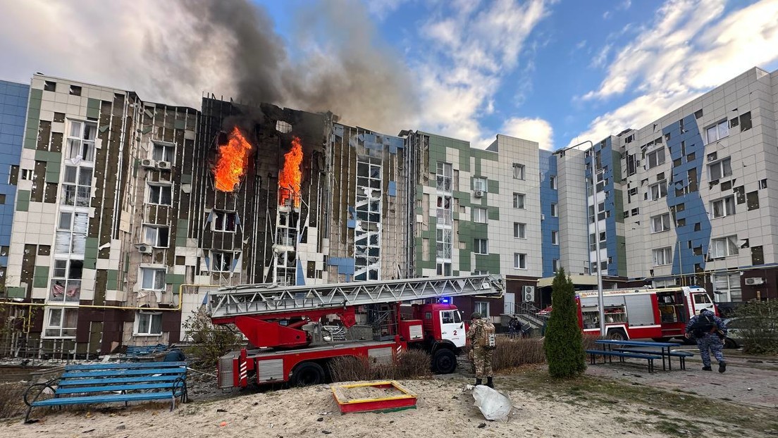 Un dron se estrella contra un edificio residencial en Bélgorod (VIDEOS, FOTOS)