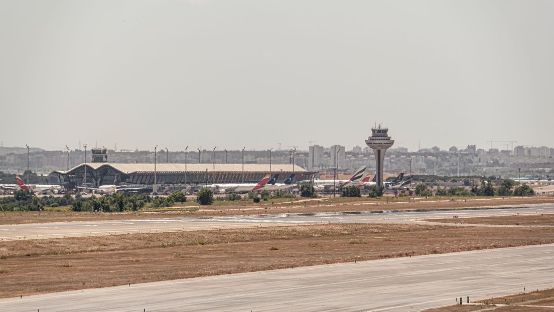 Presencia de drones hace colapsar el aeropuerto de Madrid