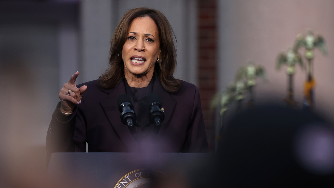 Axios: Los equipos Harris y Biden "se apuntan con el dedo"