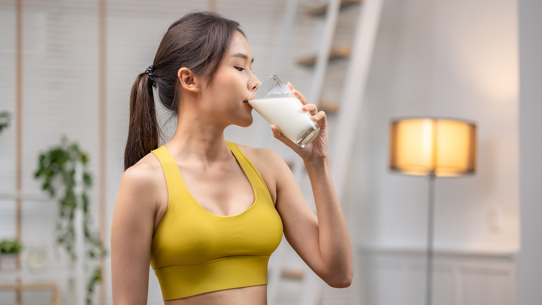 El consumo de leche en mujeres aumenta el riesgo de enfermedades mortales