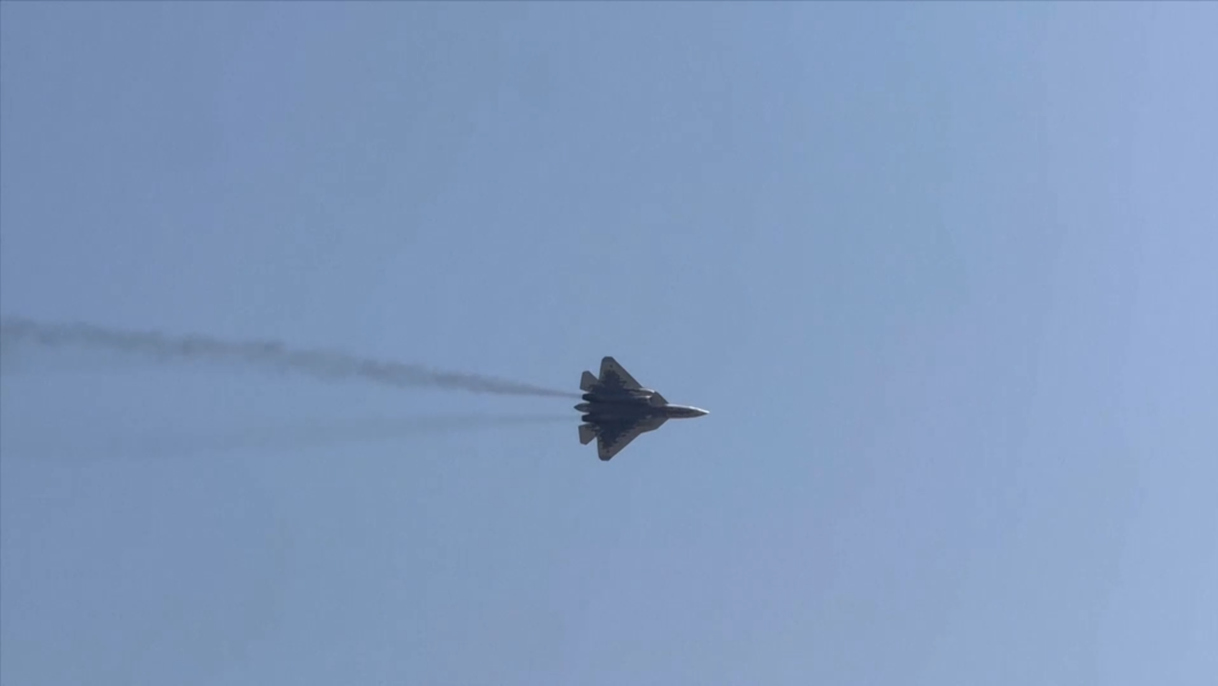 VIDEO: 'Ballet aéreo' de caza ruso Su-57 en el Airshow China