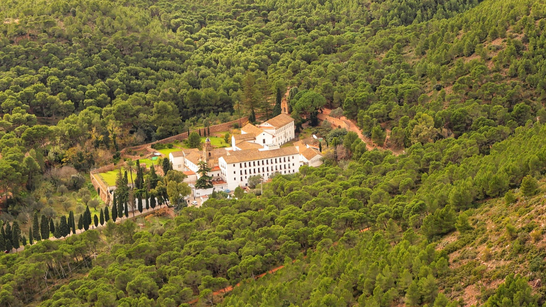 Un hombre que dice ser Jesucristo hiere a siete frailes en un monasterio de Valencia