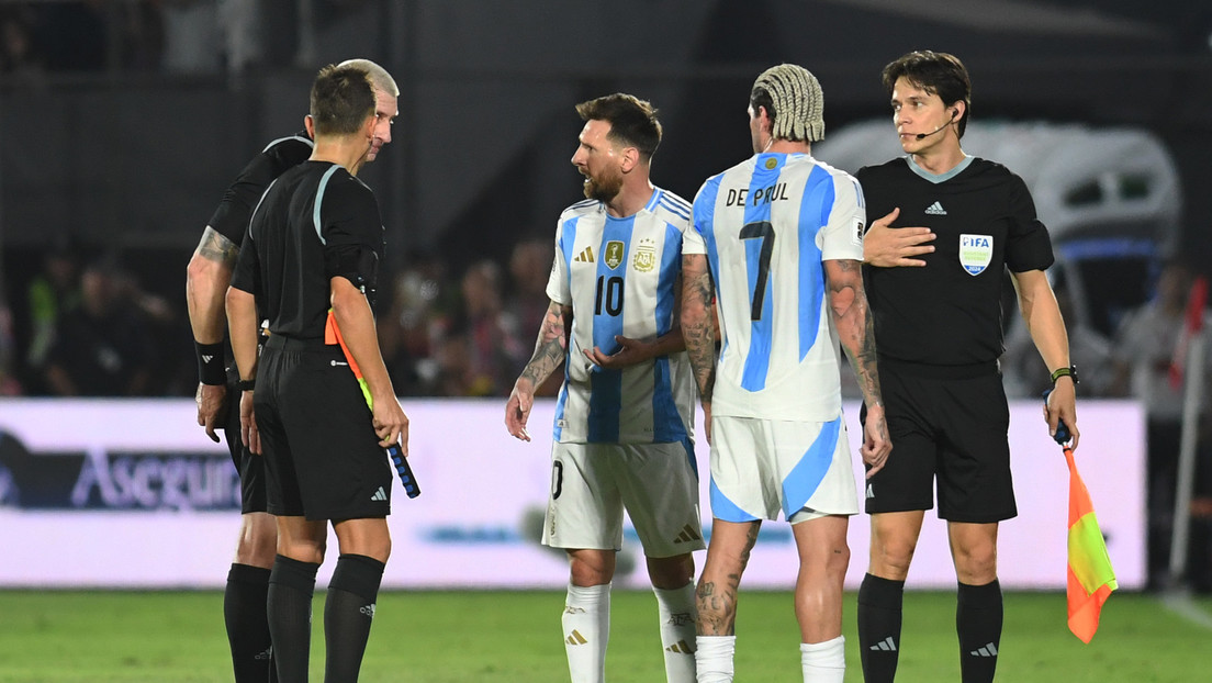 VIDEO: La rabia de Messi con el árbitro en la derrota de Argentina contra Paraguay