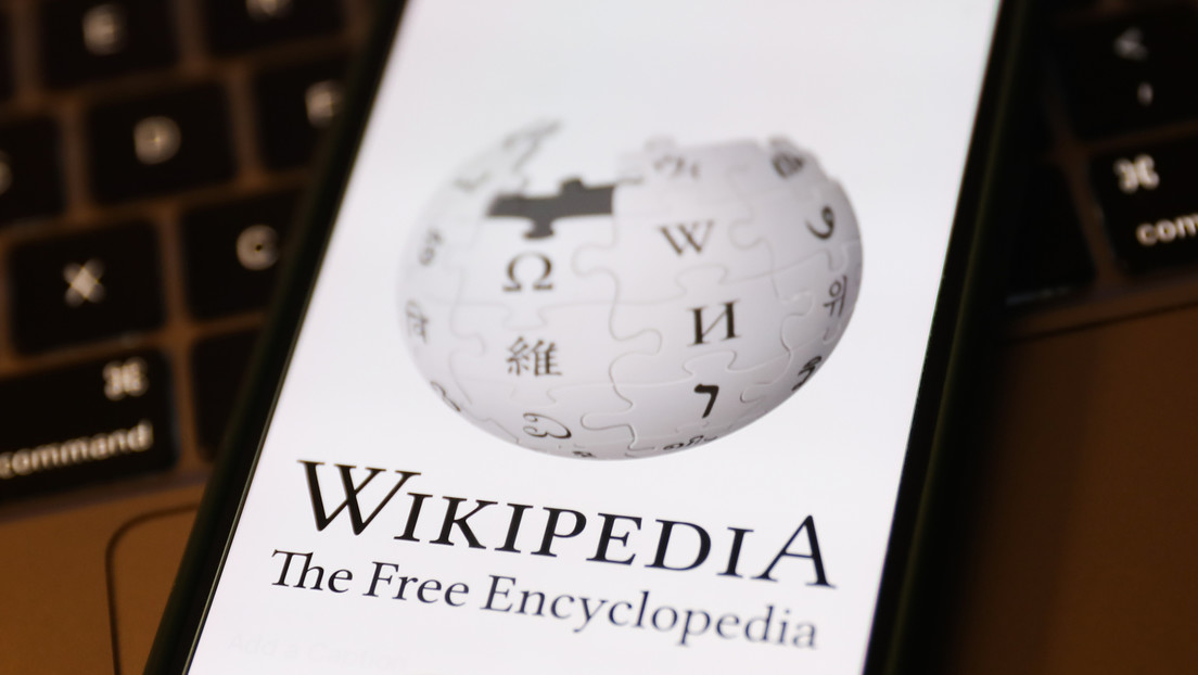 Zajárova expone las falsificaciones y parcialidad de Wikipedia