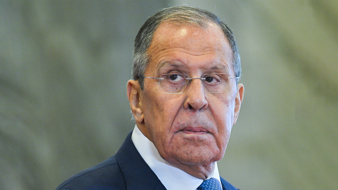 "Parece que Zelenski se asustó": Lavrov sobre la reacción de Kiev tras el uso del misil ruso Oréshnik