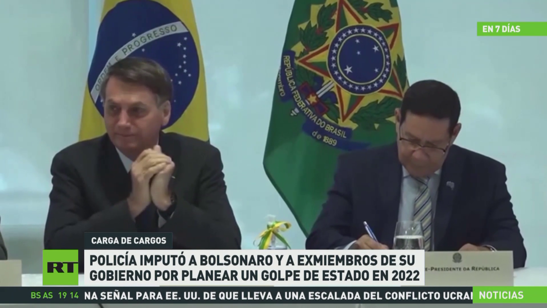 Policía imputó a Bolsonaro y a exmiembros de su Gobierno por planear golpe en Brasil en 2022