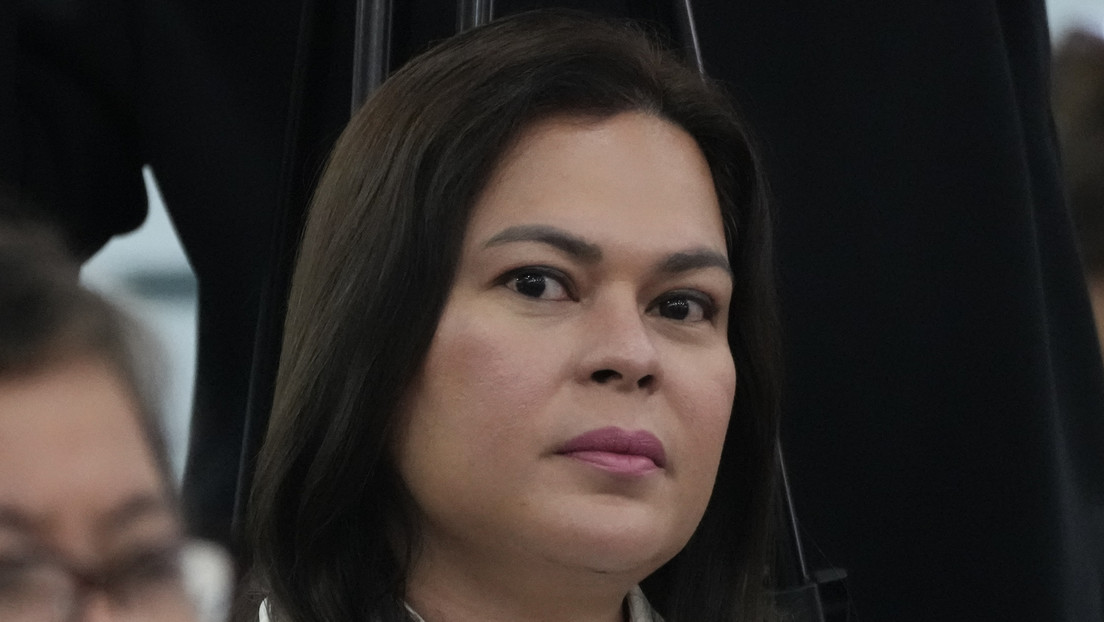 Citan a la vicepresidenta filipina por sus amenazas contra el presidente