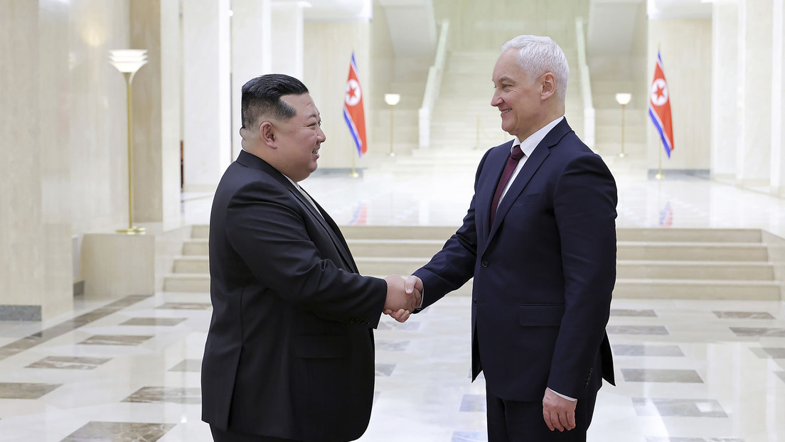 Kim Jong-un se reúne con el ministro de Defensa ruso