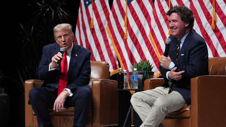 Tucker Carlson entrevista a Trump días antes de las elecciones