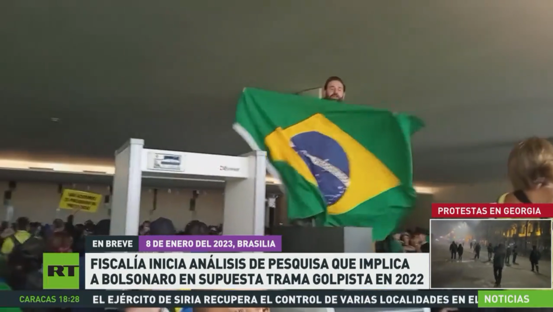 Fiscalía brasileña inicia análisis de pesquisa que implica a Bolsonaro en supuesta trama golpista en 2022