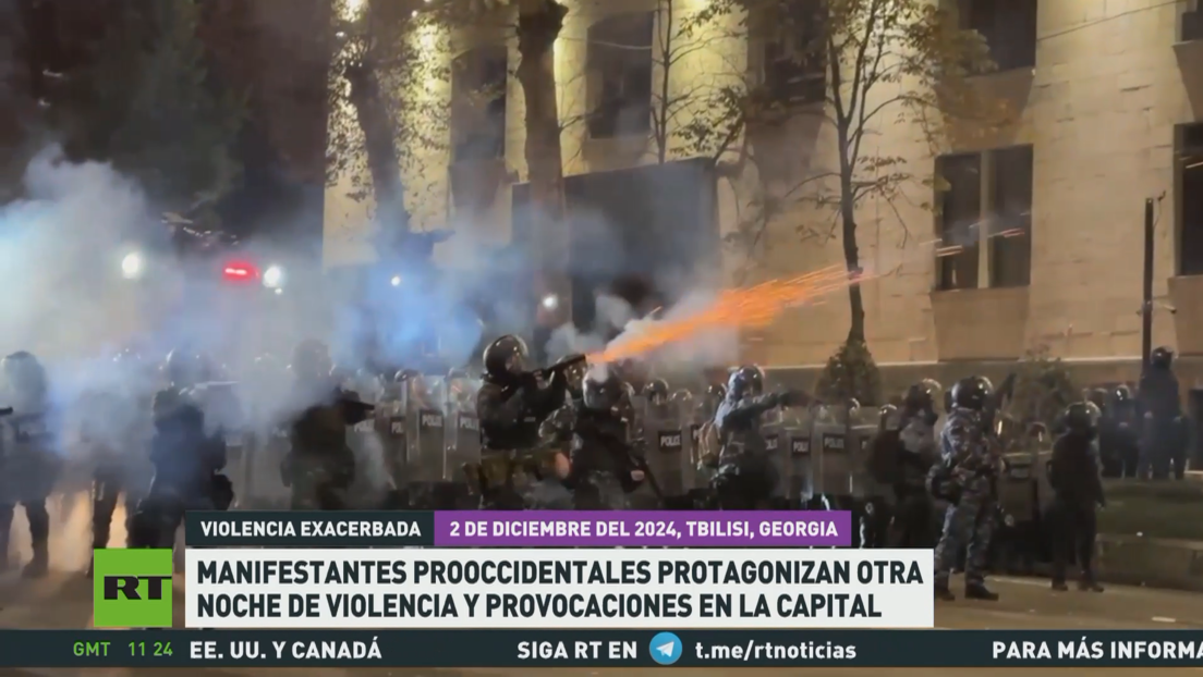 Manifestantes prooccidentales protagonizan otra noche de violencia en la capital de Georgia