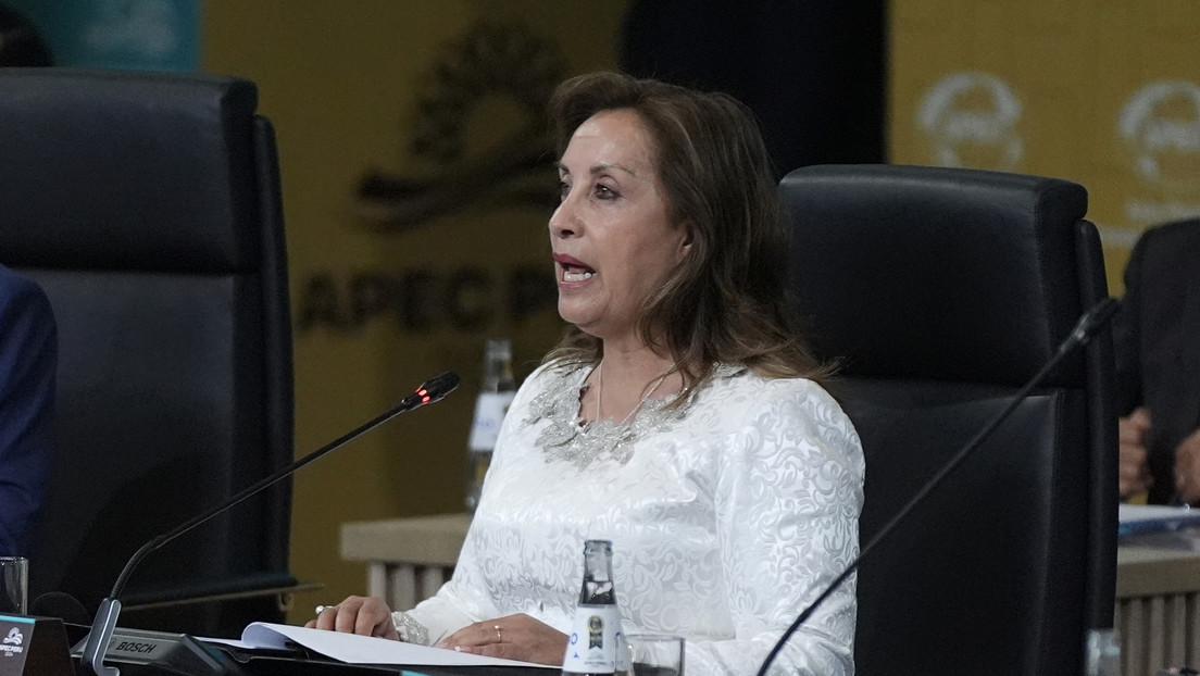 Fiscalía peruana investigará a Dina Boluarte por haberse hecho en secreto una rinoplastia