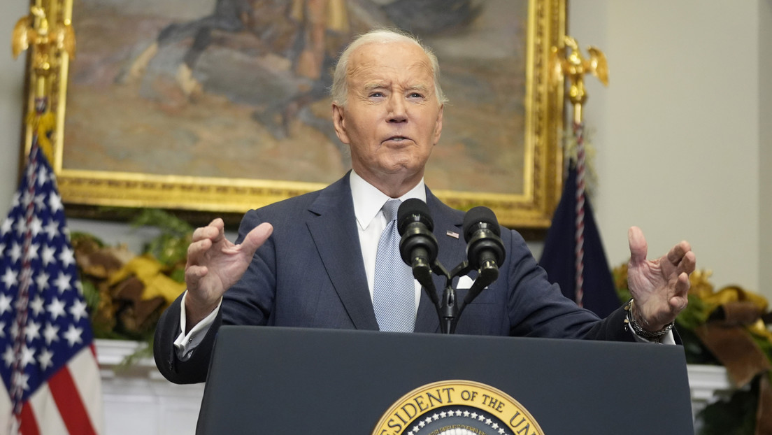 Biden: "Colaboraremos con todos los grupos sirios en la transición del poder"