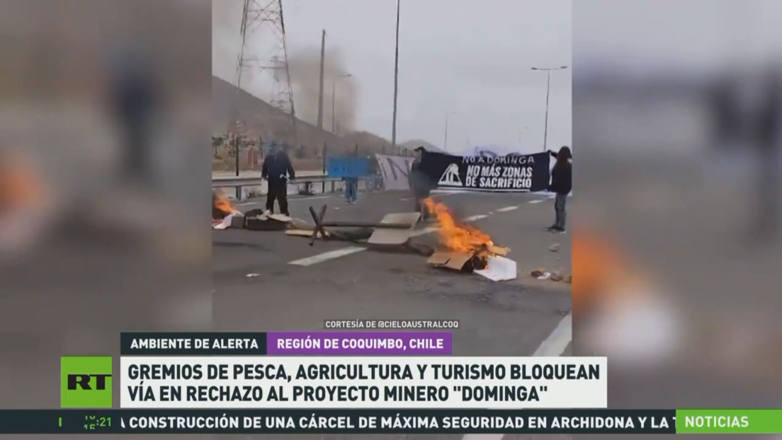 Gremios de pesca, agricultura y turismo en Chile bloquean vía en rechazo al proyecto minero Dominga