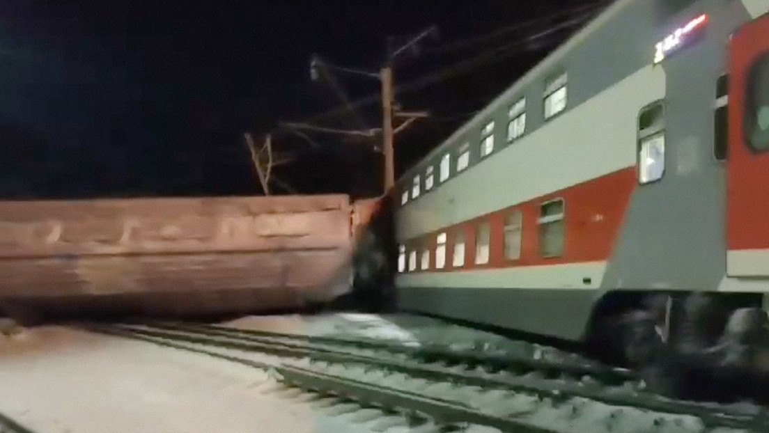 Reportan al menos 14 heridos en una colisión de trenes en la provincia de Múrmansk (VIDEOS)