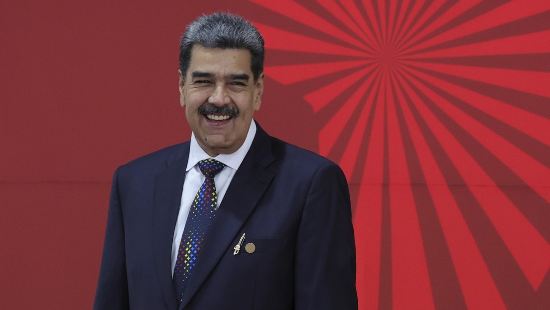 Maduro asegura que los procesos electorales "burgueses" son "una farsa"