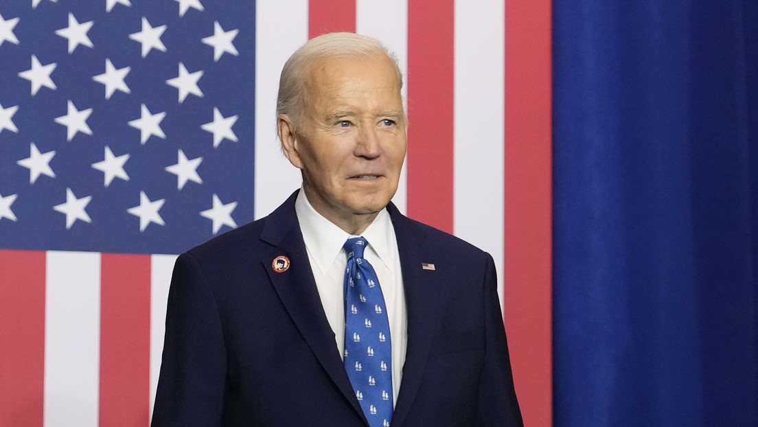 Tarjetas de instrucciones y otros trucos: Cómo funcionó la Casa Blanca con un Biden con deterioro mental