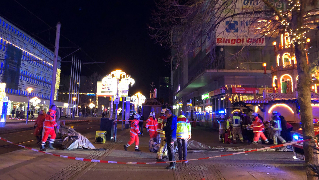 Muertos y más de 200 heridos en un mercadillo navideño en Alemania por atropello de un coche