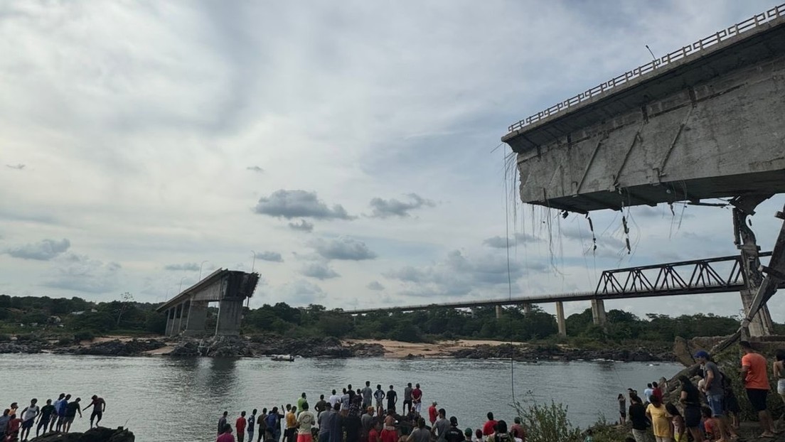 FOTOS, VIDEOS: Colapsa un puente en Brasil y deja dos muertos