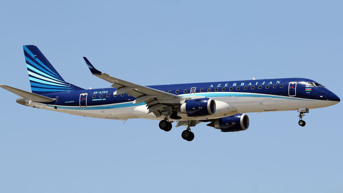 Cómo era el Embraer 190 que se estrelló con más de 60 personas a bordo