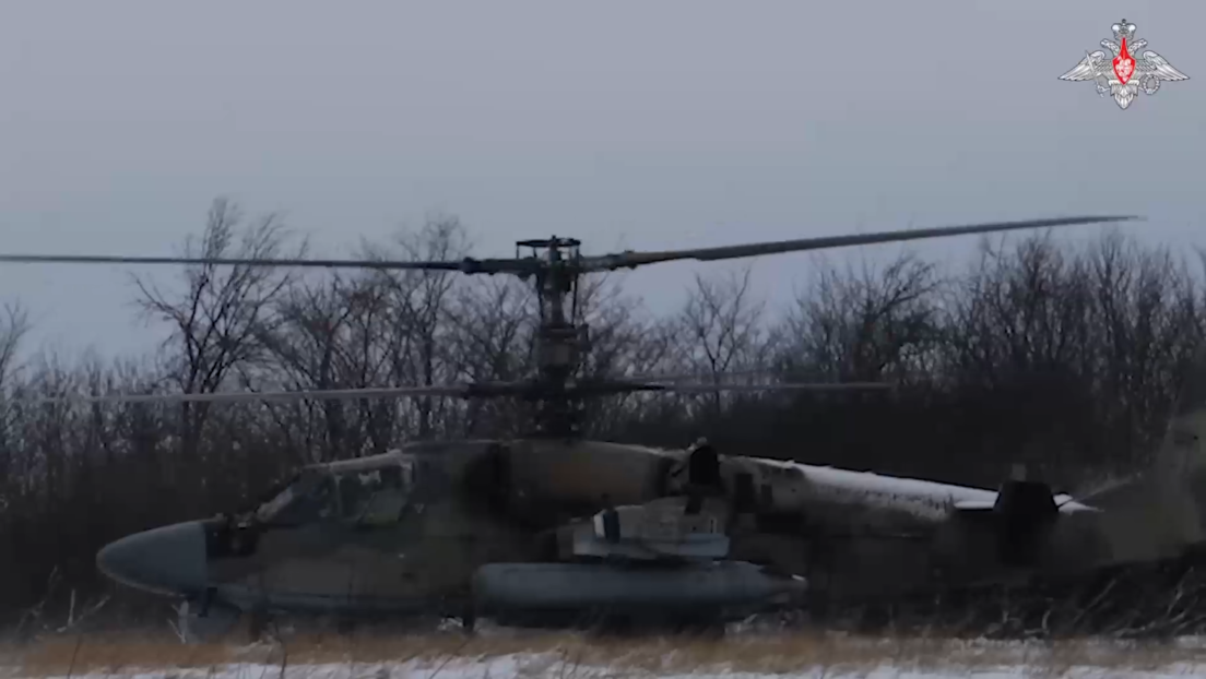 VIDEO: Un 'Aligátor' ruso arroja lluvia de cohetes contra posiciones ucranianas en Kursk