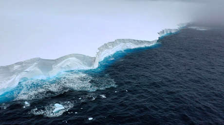 El iceberg más grande del mundo vuelve a moverse