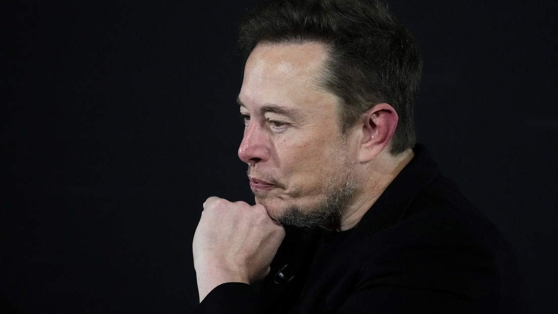 FT: Musk estudia en privado cómo sacar del poder al primer ministro británico