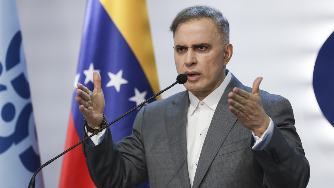 "Mediocre operación de falsa bandera": Fiscal venezolano sobre la desmentida detención de María Machado