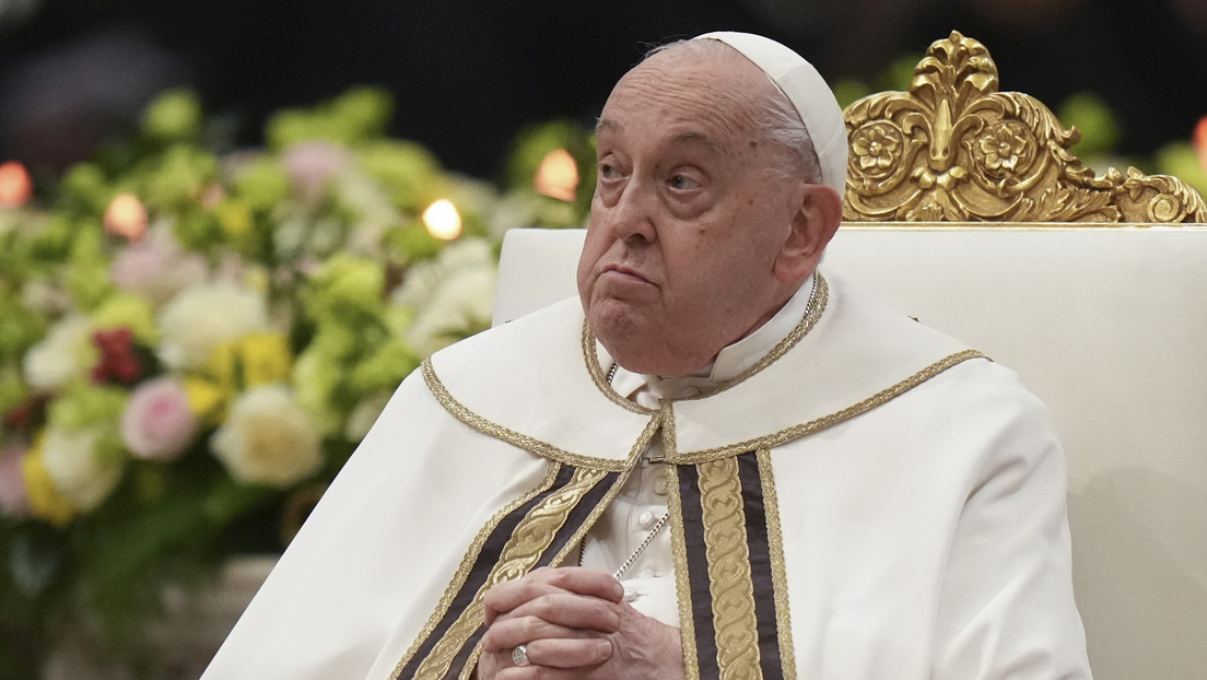 El papa Francisco advierte de la "podredumbre cerebral" por las redes sociales