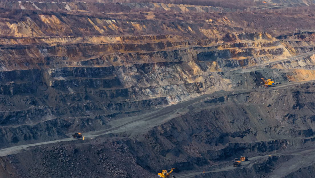 Excomandante en jefe de Ucrania: "Perdimos la mitad de nuestros recursos minerales"