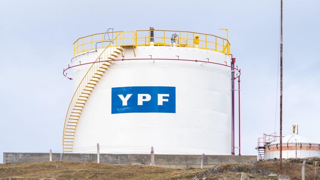 Argentina se abre a Asia: YPF pacta millonarios acuerdos para el gas licuado