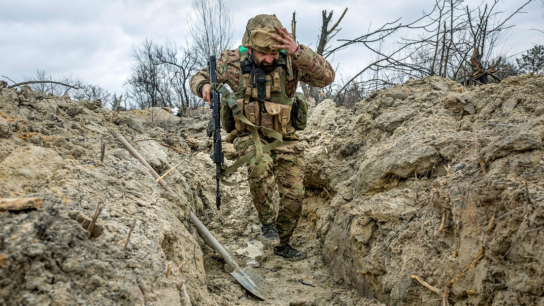 "La gente está agotada": la crisis de deserciones asola al Ejército ucraniano