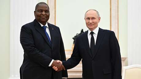 Putin se reúne con el presidente de la República Centroafricana en Moscú