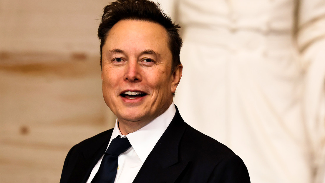 Musk se burla de una nota que llama "independientes" a los medios financiados por USAID