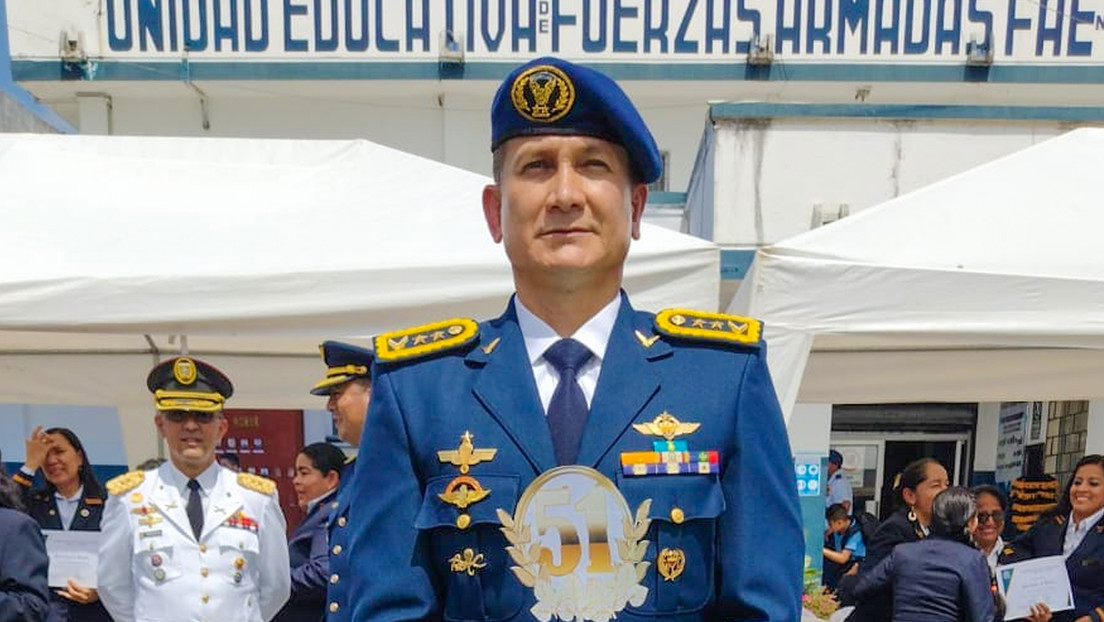 Matan a un comandante de la Fuerza Aérea de Ecuador a las afueras de una cárcel