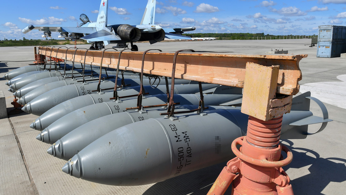 Implacable fuerza y precisión: qué se sabe de las devastadoras bombas guiadas rusas