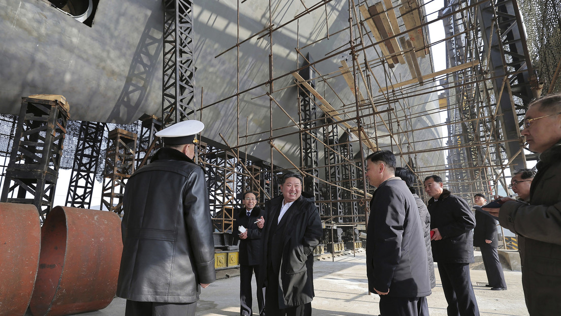 FOTOS: Pionyang revela un submarino propulsado con energía nuclear