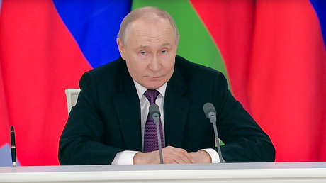 Putin: Nuestros socios nos dieron "una buena vacuna" de independencia y soberanía