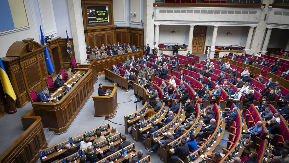 La amenaza de Zelenski a los diputados que no apoyen el acuerdo sobre minerales con EE.UU.