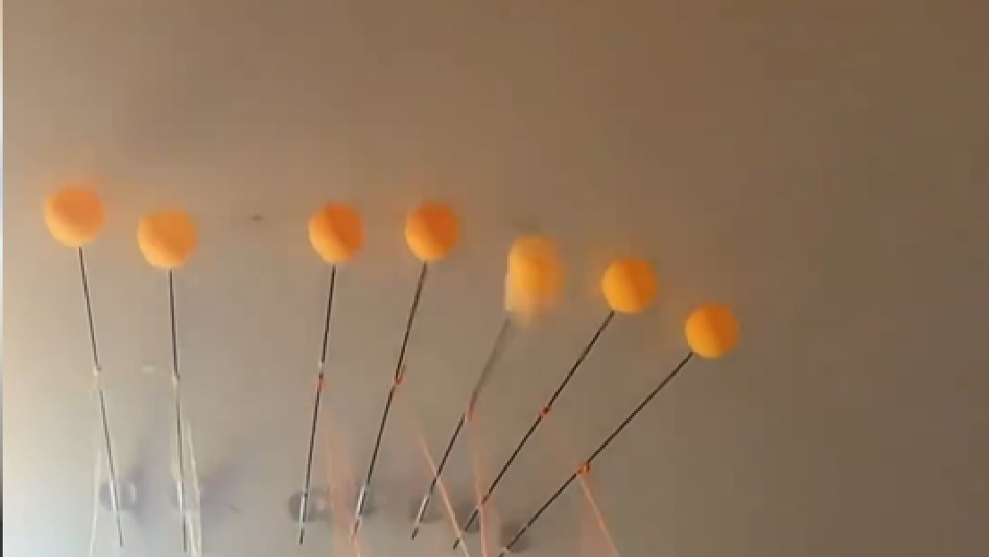 VIDEO: Se harta del ruido de sus vecinos y no tiene piedad al vengarse