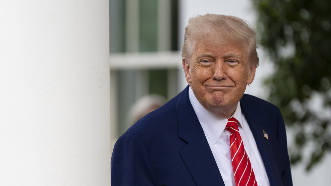 "Ella es tan fantástica": Trump sobre Von der Leyen